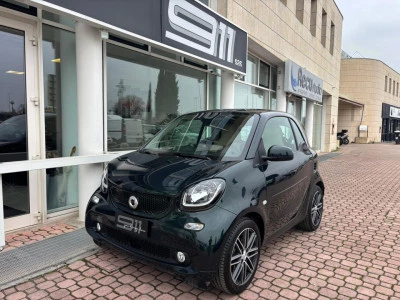 Smart fortwo coupè 90cv British Green twinamic Brabus Style